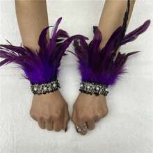 1 par de brazaletes elegantes con plumas artificiales y perlas falsas de estilo bohemio gótico, adecuados para fiestas de carnaval y uso diario, disfraces de Halloween para mujeres