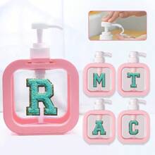 Hộp đựng bình đựng sữa dưỡng thể tạo bọt 500ml có thể nạp lại, hộp đựng bọt ép, hộp đựng chai đựng thời trang, nước rửa tay, dầu gội, sữa tắm, sữa tắm, phụ kiện phòng tắm, tên viết tắt Chenille A-Z, mẫu 26 chữ cái - Hồng - Xem 1