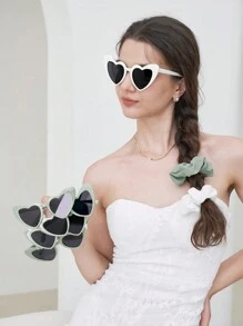16pcs Wedding Party Bridesmaid Gift Set, Including Hair Scrunchies, Heart-Shaped Glasses, Suitable For Gifting To Women, Lovers, Family, Friends