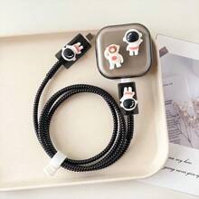 5 件套宇航员风格 Apple 20W 英国插头适配器保护壳和快速充电线保护器，兼容 14/15/16 充电器保护器 - 100太空人-純黑-白 - 查看 3