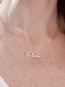 1 pieza Collar con colgante de acero inoxidable personalizado con nombre en plata o oro rosa - Estilo clásico y sencillo, adecuado para uso diario, regalo perfecto para cumpleaños, Día de la Madre y Navidad