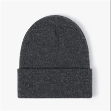 1 件定制字母印花高品质针织帽，个性化男女保暖防风帽，适合冬季和所有季节