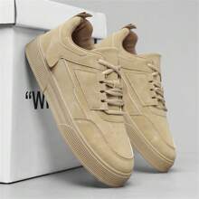 Neue modische lässige Sneaker Skateboard Schuhe, vielseitiges Design, Obermaterial aus Veloursleder, weiche und bequeme Innenfütterung, rutschfeste Sohle, bequeme Outdoor Lässig Sportschuhe