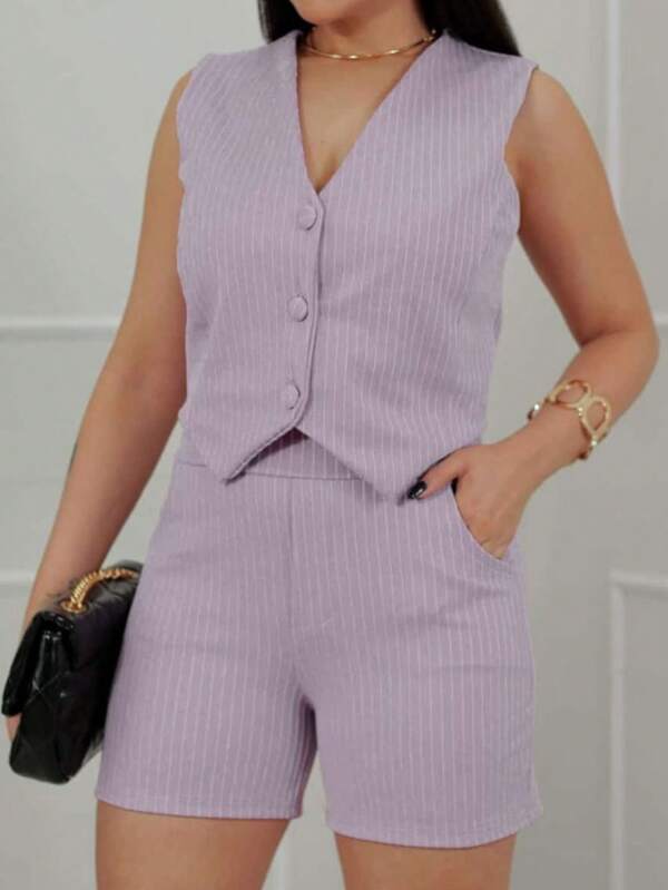 Conjunto Feminino Estampa Listrada Colete Com Botões Central e Short com Bolso
