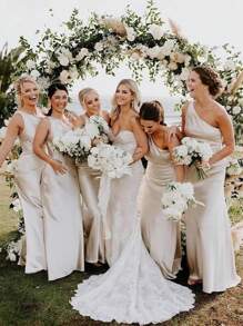 16pcs Wedding Party Bridesmaid Gift Set, Including Hair Scrunchies, Heart-Shaped Glasses, Suitable For Gifting To Women, Lovers, Family, Friends