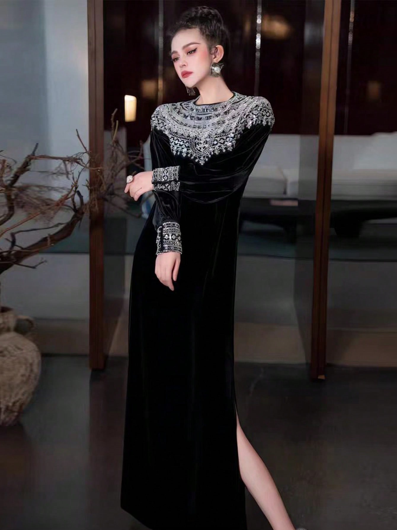 فستان أنيق من المخمل ذو لون أحادي دافئ ذو رقبة دائ...