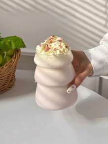 1PC 550ml Creative Snowman Shaped Glass Cup, Aesthetic Drinking Tumbler For Iced Coffee, Latte, Desserts, Unique Coffee Cup, Holiday Essential For Parties, Stylish Glass Cup, Great For Halloween, Christmas Gift, Without Straw Glass Cup