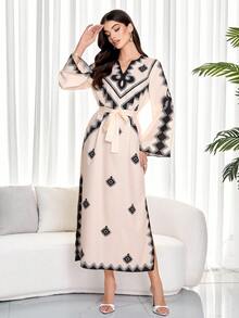 女士休闲印花方领秋季喇叭袖宽松连衣裙（定位印花）端庄长袖连衣裙