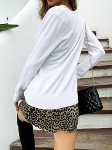 AAmilife Blus Kasual Lengan Panjang Kancing Depan Warna Polos untuk Wanita - Putih - View 3