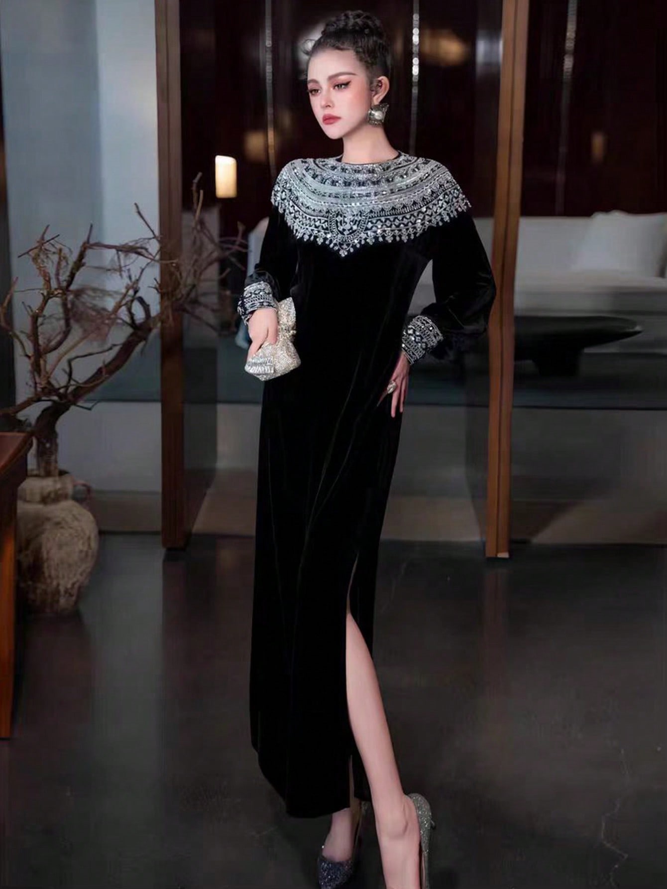 فستان أنيق من المخمل ذو لون أحادي دافئ ذو رقبة دائ...