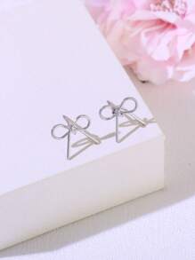 1 Pair Minimalist Bow Stud Earrings, Suitable For Women's Daily Wear, Cute Bow Design, Summer Accessory, Women's Jewelry, Sister Gift, Women's Gift, Jewelry Accessory, Ball Gown Jewelry, Valentine's Day Gift, Gift For Mother, Girlfriend And Friends - Silver Bow - View 3