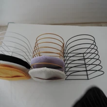 1 pièce Rangement en fer de couleur unie, support de bureau mural moderne et simple pour chapeau, étagère de rangement, sac, organisateur. Cadeau de Saint-Valentin pour garçon, femme, petite amie, petit ami