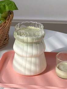 1PC 550ml Creative Snowman Shaped Glass Cup, Aesthetic Drinking Tumbler For Iced Coffee, Latte, Desserts, Unique Coffee Cup, Holiday Essential For Parties, Stylish Glass Cup, Great For Halloween, Christmas Gift, Without Straw Glass Cup