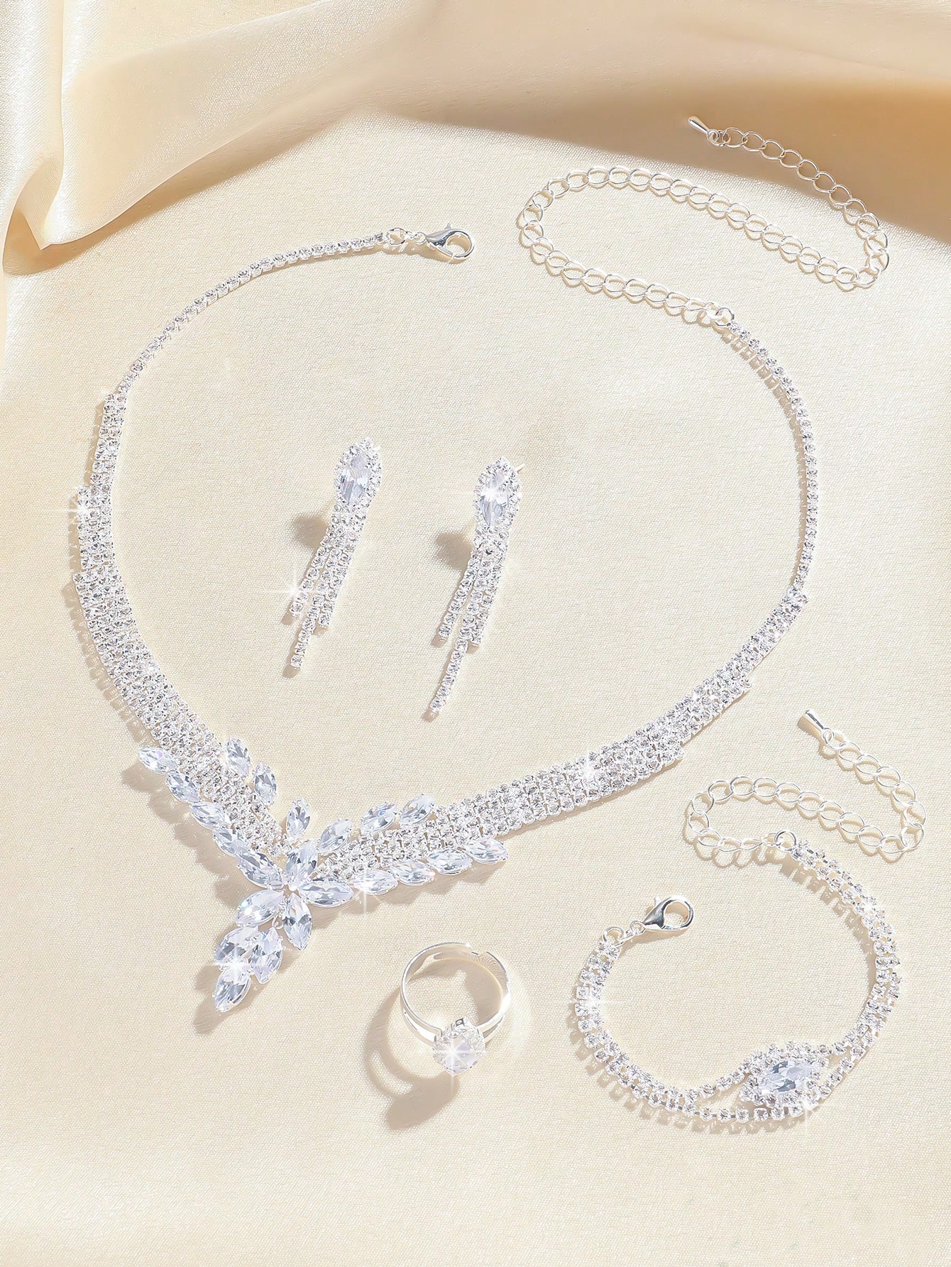 5 قطع / مجموعة قلادة زهرة مرصعة بزركونيا دقيقة، أق...