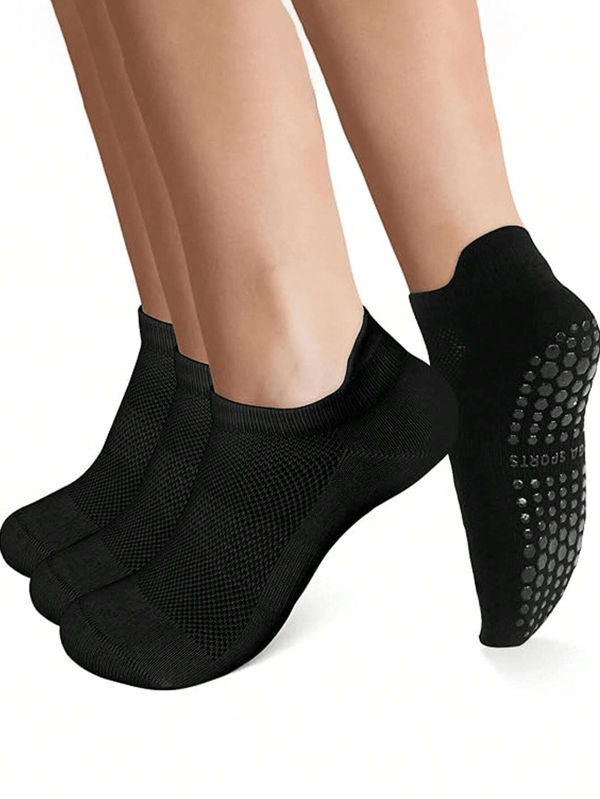 3 Pairs Women's Non-Slip Yoga/Pilates/Dance/Fitness Socks, Ankle Length, Black And White, Suitable For All Seasons