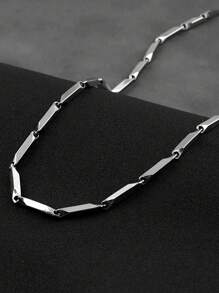 8 Stylish Stainless Steel Men's Titanium Steel Box Chain Necklace Flat Snake Chain Keel Chain Water Wave Chain Stainless Steel Collarbone Necklace Jewellery Set For Men's Daily Use
