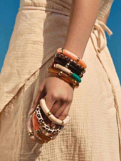 ORNAPEADIA 1条波西米亚风豹纹纯色树脂弹力手链，适合女性日常佩戴和聚会，可作礼物