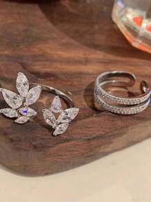 Set de 2 anillos abiertos con forma de hoja con diamantes de circonita cúbica de lujo, adecuados para uso diario y ocasiones de boda de las mujeres - Plateado - Ver 5