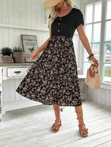 Item Q8048: Ditsy Floral Pleated A-Line Dress - Black - View 3