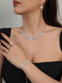 5 sztuk/zestaw Zestaw biżuterii z cyrkonii sześciennych z naszyjnikiem, kolczykami, pierścionkiem i bransoletką, nadaje się do codziennego noszenia, biura, podróży - biały król - Zobacz 4