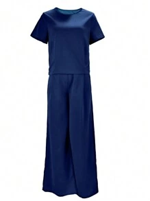 东南亚新款女士运动休闲套装：短袖T恤和七分裤