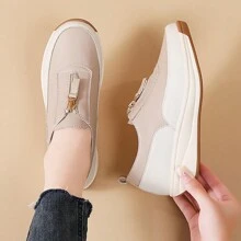 女士工作鞋皮鞋拉链休闲平底鞋厚底加大码