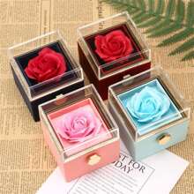 1 pieza Caja giratoria de regalo con rosa eterna preservada para aniversario (8*8cm, estilo de empaque aleatorio) de vuelta a la escuela