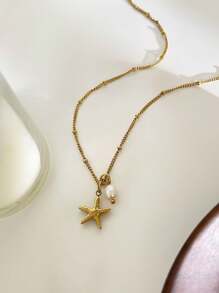 Monlansher Nuova collana alla moda in acciaio inossidabile con pendente a tema marino per donne, caratterizzata da vari elementi marini come conchiglie, cavallucci marini, stelle marine, tartarughe, decorata con perle d'acqua dolce, elegante e versatile per l'uso quotidiano