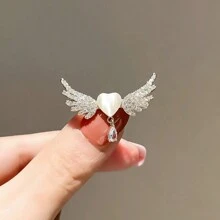 Elegant & Cute Angel Wing And Heart Waterdrop Brooch, Women's Shiny Minimalist Pin Accessory, Ideal Gift Office Accessories Shirts Jacket Jewelry Christmas Halloween Clothes Pin Funny Teacher Gifts - Gold - View 7