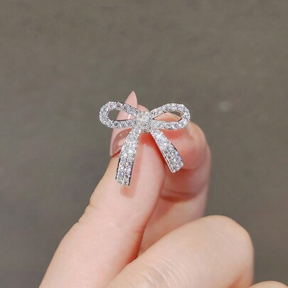 1pc Elegant Bow Brooch, Suitable For Women Everyday Wear Valentines Dress Accessories Pin For Clothes Bag Charm School