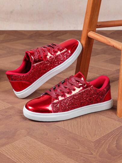 4 Seasons Men's Glitter Red Sequin Casual Shoes, Minimalist Fashion Streetwear Sneakers For Christmas Parties, Couples, New Year Holidays Gift, Skateboarding (For Wide Feet, Size Up), Ideal For Jeans Sports Matching