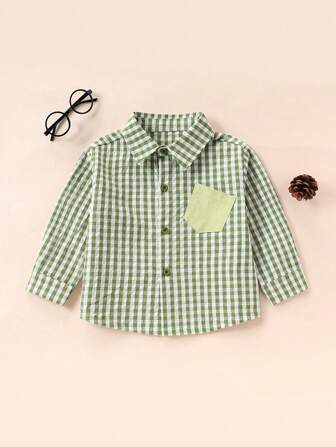 1 件装年轻男孩休闲校园风格撞色拼布口袋背面卡通印花格子长袖衬衫，春/秋