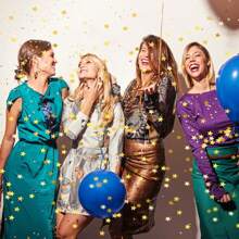 斋月节，Trends1 餐厅装饰套装，包括用于天花板的创意悬挂星星和月亮饰物，非常适合新年和圣诞节氛围，星形五彩纸屑金色桌面五彩纸屑父亲节礼物生日派对装饰金色装饰派对礼物桌面装饰生日礼物，