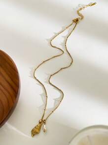 Monlansher Nuova collana alla moda in acciaio inossidabile con pendente a tema marino per donne, caratterizzata da vari elementi marini come conchiglie, cavallucci marini, stelle marine, tartarughe, decorata con perle d'acqua dolce, elegante e versatile per l'uso quotidiano