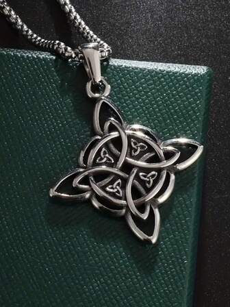 Witch Knot Necklace, Pendant Necklace