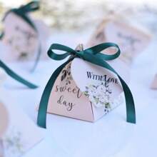 20 hộp giấy đựng quà cưới Rustic "A Sweet Day", hình kim tự tháp tam giác kèm thiệp, ruy băng, túi thơm, bao bì cho ngày lễ tình nhân, trang trí bàn tiệc kỷ niệm cho khách - Nhiều màu - Xem 8