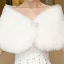 1 Stück vielseitiger, langer, warmer Kunstpelzschal in Weiß als Braut-Cape für den Winter, moderner neuer Braut-Hochzeitskleid-Schal und Umhang, dicker, warmer Schal mit Strass-Riemen