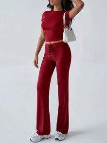 GAOVOT 女士 Y2K 风格夏季运动休闲套装，包括纯色圆领短袖 T 恤和修身直筒裤 - 酒紅色 - 查看 6
