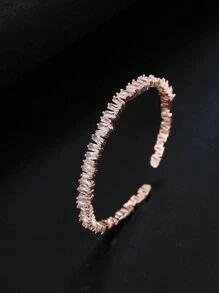 1 Piece Classic And Popular Adjustable Zirconia Bridal Bracelet With An Irregular Step-Cut Design.