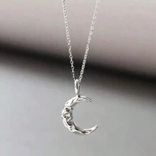 1pc S925 Silver Gold-Plated Wrinkle Moon Pendant Necklace For Women, Fashionable Minimalist Wavy Moon Pendant Choker, Great Gift For Girlfriend