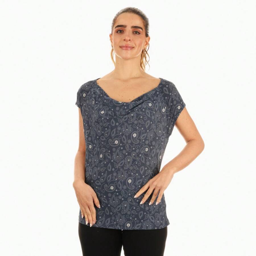 Playera Cuello Bandana - Blanco y Negro - Ver 1