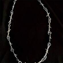1pc Niche Retro Thorn Necklace, Thorn Clavicle Chain National Fashion Pants Chain, Hip-Hop Street Cool Punk Necklace For Men And Women