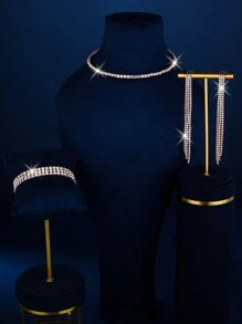 Four Sparkling Starry Necklaces, One Simple Sparkling Clavicle Chain, One Pair Of Earrings, And One Bracelet - Suitable For Women's Everyday Wear, Weddings, Parties, And Other Occasions.