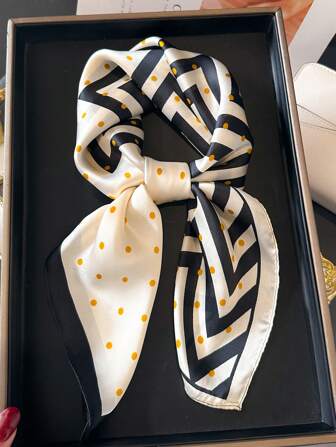 1pc Vintage And Fashionable Leopard Print Animal Print Satin Square Scarf Headband Bandana, Versatile Women's Silk Imitation Scarf Shawl For Tourism, Vacation, Leisure, And Leisure,Head Scarf, Daily Commuting Small Collar, Fashionable Handbag Decoration Bag Ribbon, Holiday Gift For Mothers And Elders