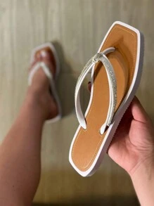 Kit 2 Pares Chinelo Feminino Quadrado Bicolor Correias Com Nó De Strass Aplique Pedraria Casual Macio Lançamento 2025 - Branco e Rosa - Visão 3