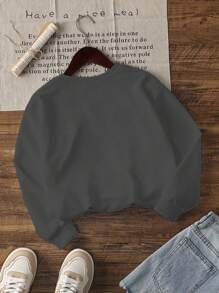 Tween Girl Bull Head Graphic Crew Neck Pullover Sweatshirt For Autumn/Winter