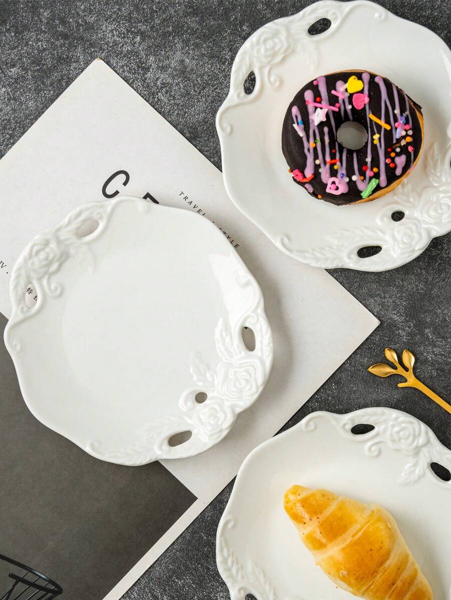 4pcs/Set Ceramic Rose Flower White 6-Inch Plates, Suitable For Soy Sauce, Vinegar, Hot Pot Dipping Sauce - Kitchenware, Elegant Small Condiment Bowls, Heat-Resistant, Ideal For Salad, Sushi, Fruit, Condiments, Appetizers, Kitchen, Restaurant, Sushi Shop - White - View 1
