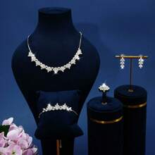 5 sztuk/zestaw Zestaw biżuterii z cyrkonii sześciennych z naszyjnikiem, kolczykami, pierścionkiem i bransoletką, nadaje się do codziennego noszenia, biura, podróży - biały król - Zobacz 9