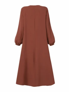 女士简约时尚休闲长袍，适合日常穿着，端庄