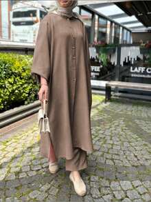 休闲闭合灯笼长袖、排扣、下摆侧开衩女士阿拉伯上衣和裤子套装，端庄